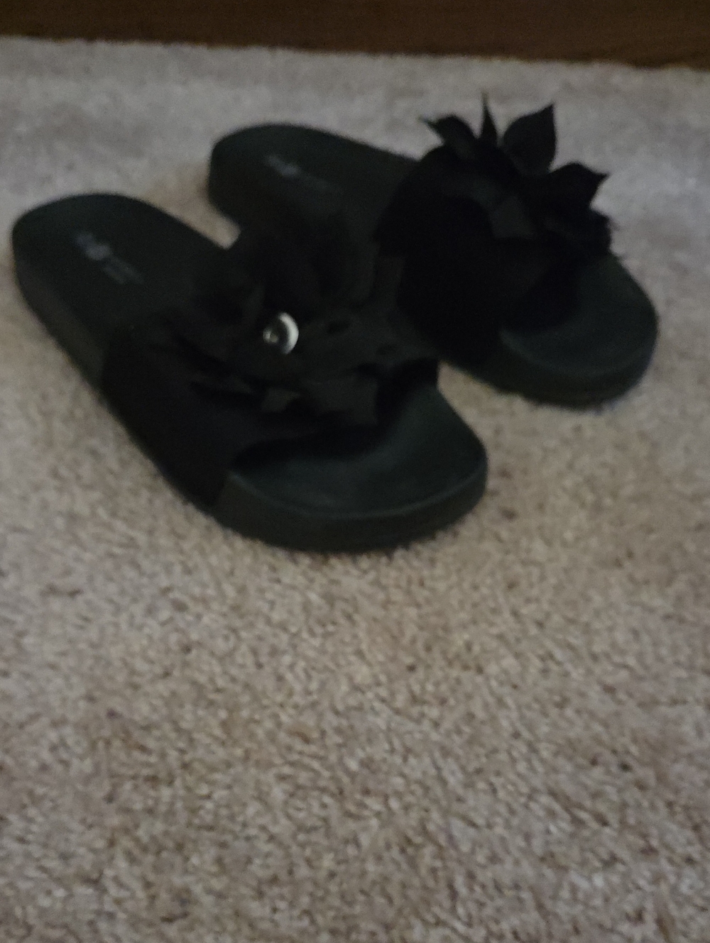 Black Floral Slide Sandals